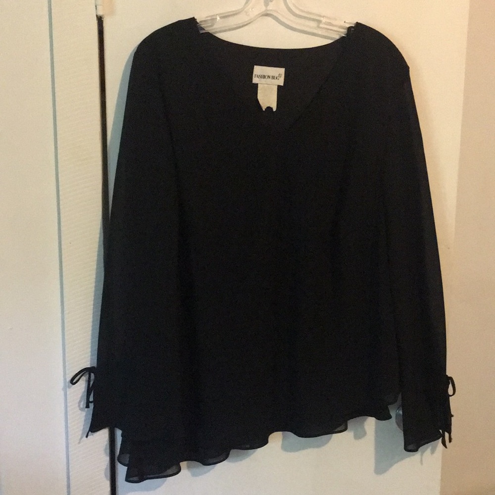 Plus Size Classic Fashion Bug Sheer Lined Black Formal Top: Size 2X